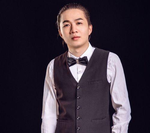 吕德华吃瓜爆料图片高清,高清图片揭秘娱乐圈幕后真相