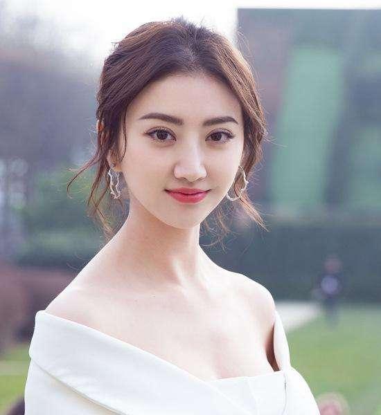 麻城明星网红是谁,揭秘麻城明星网红的璀璨魅力