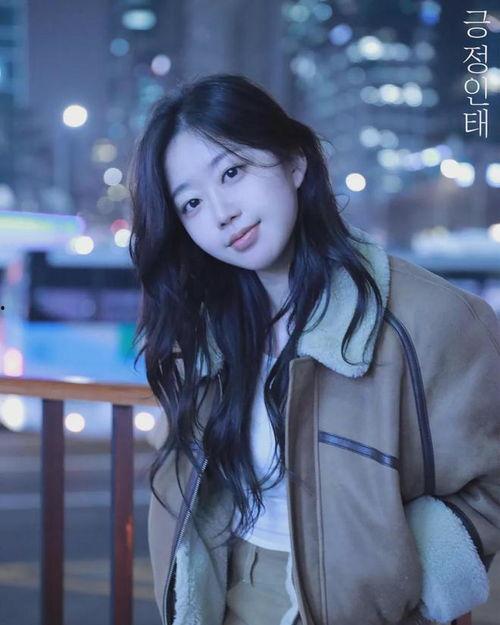 大明星网红美女,大明星、网红与美女的璀璨人生