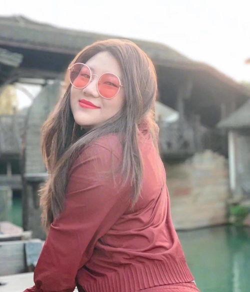 女明星网红胖胖的,从网红到明星，她如何用独特魅力征服粉丝