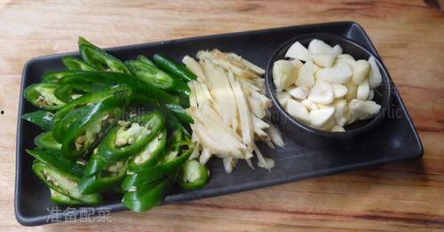 黑椒鸭脯配蜜瓜可以吃吗,美味与营养的完美融合